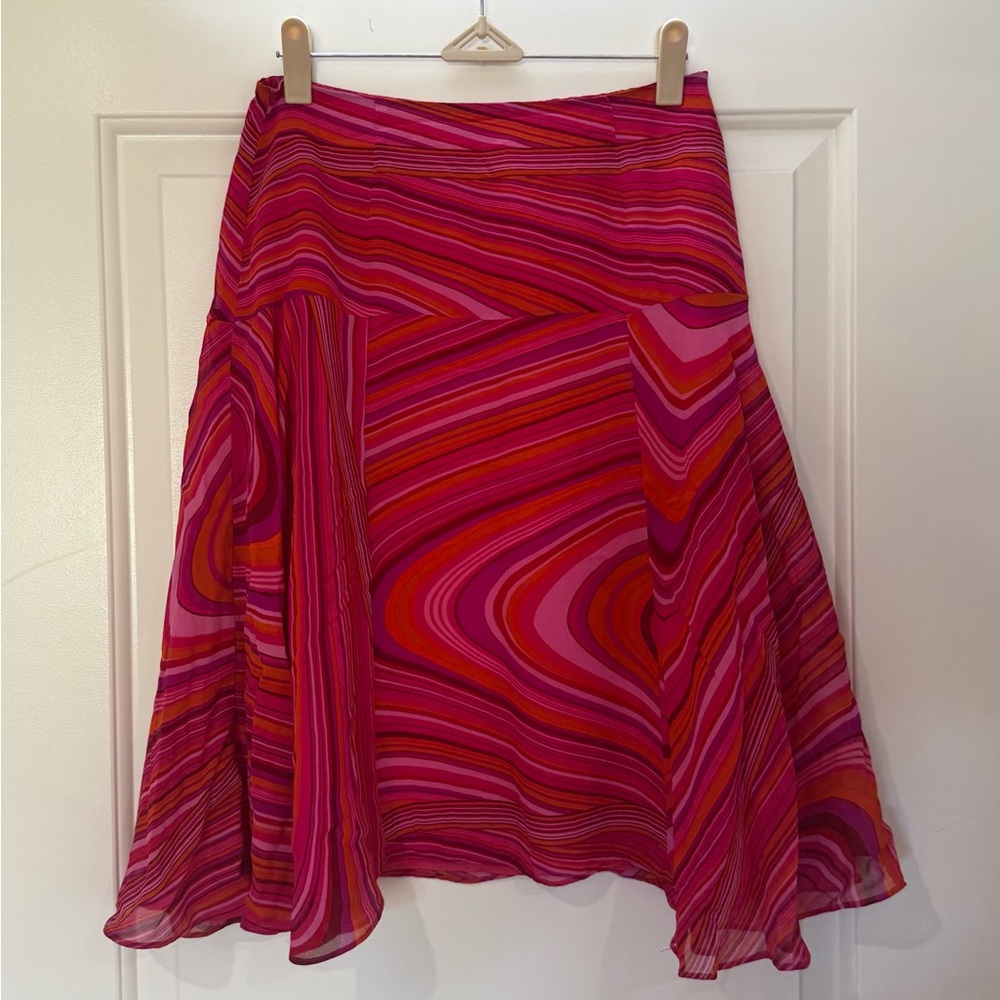Johnny Was 100% silk groovy pink skirt